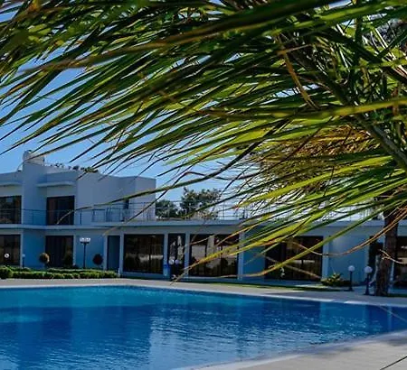 Lejlighedshotel Cosmopolis Multi-venue 3*