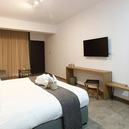 Cosmopolis Multi-venue 3*