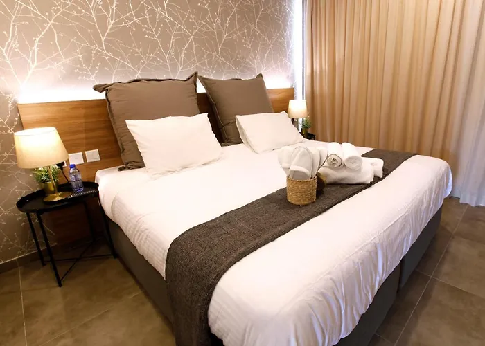 Cosmopolis Multi-venue Apart-hotel Larnaca