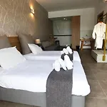 Apart Otel Cosmopolis Multi-venue
