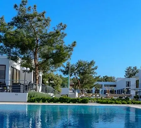 Cosmopolis Multi-venue Lejlighedshotel Larnaca